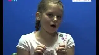 How to tape your eye or eyes closed