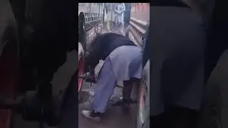 Truck Tyre Change in Seconds | Azaming Tire Changing Machine #truck #amazing #shorts
