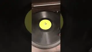 Playing a 78 RPM record