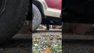 1989 ford ranger 2.9 with the flowmaster 40 series sorry no long videos on raunchy GoProbrokevidsoon