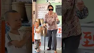 The Man Didn&rsquo;t Care About the Money, Only Helping Her  #emotional #shorts #kind #story #touching