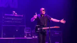 The Stranglers - Baz Warne speaking to the audience (Live @ The Forum, Melbourne - 22/03/2025