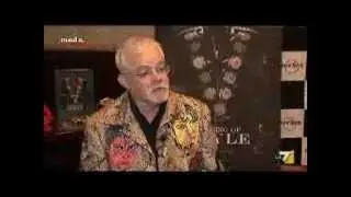 Michael Bush on La  Moda Television