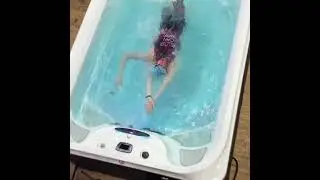 Canal de nado Jacuzzi Swim Spa Homespa Jacuzzi Wellness Showroom Store