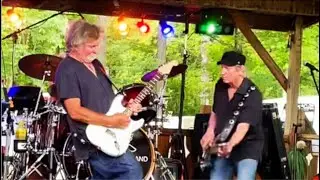 Black Robin Band - The Valley Inn