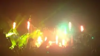 Armin Van Buuren playing the Zombie Nation (W&W Remix) at Electric Zoo 2014