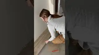 Обрезка напольного покрытия за углом без замеров #шорты #короткие