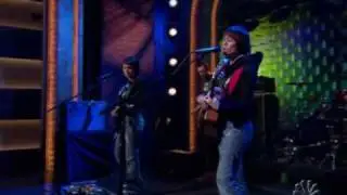 Tegan and Sara - Walking With A Ghost - Late Night with Conan O'Brien
