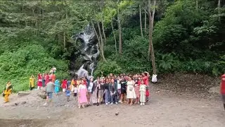 Gurung gaun Janey bato bhari jharnai jharna ani landslide Pani ride safe,sukuti mitho gurung gaun KO