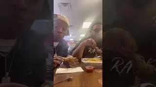 Lu took Lil Nita to JJ Fish & Chicken for a food review #chicago#louisiana#texas