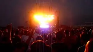 Armin van Buuren @ Cacao Beach 2010 ( Not the End vs Who Will Find Me (AvB Mashup) )