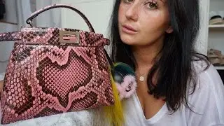 WHAT'S IN MY BAG? | FENDI PEEKABOO