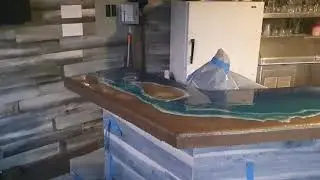 The big bar at Nacho Mama's gets poured!!