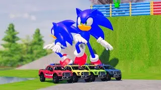 Mini & GIANT TRACTORS & vs DEEP MUD & OVERLOAD BALE TRAILERS   TRACTORS vs PARKOUR! farming simulato