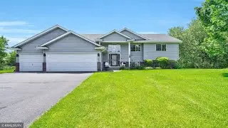 15740 Yellow Pine Street NW, Andover, MN Presented by Sandy Erickson.