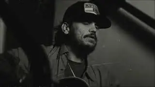 Bryan Martin - Tug O&rsquo; War (Official Visualizer)