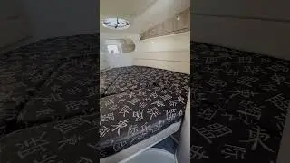 Conhe&ccedil;a uma lancha de 30 p&eacute;s | Phantom 300