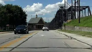 Government (Arsenal) Bridge northbound