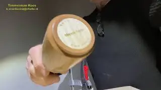 Nieuw gereedschap # 20  Een fleshamer van 500 gram