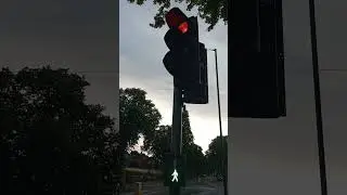 Traffic signaling system for pedestrian in UK