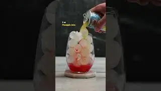 This cocktail is amazing 😋🍸#cocktail #trending #bartender