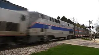 Amtrak 7 with Heritage Unit 184