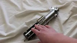 Обзор реквизита Graflex 2.0 Rey Lightsaber Hilt Prop от aynranfan, продавца на eBay Джеффри Паркса
