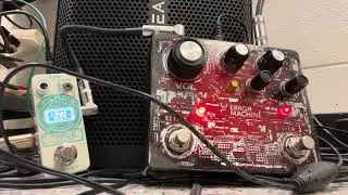 Laowiz Error Machine octave fuzz+Shift Line Astronaut III Multiverb Space Unit+Donner Triple Looper*