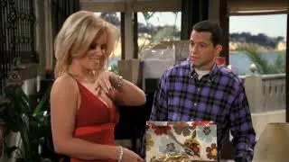 Two and a Half Men: Jenny McCarthy as a Golddigger
