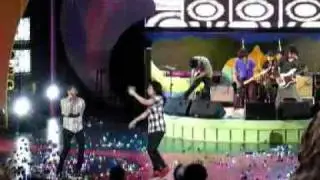 myx awards 09- sarah & chicosi