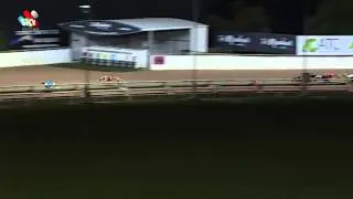 Flying Fernando makes it 16 wins in a row! Fernando Bale overcame some early trouble to