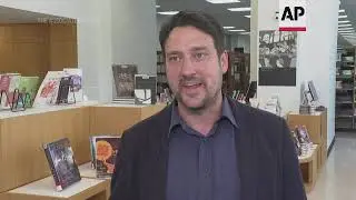 NYC library: Youths read banned books online free