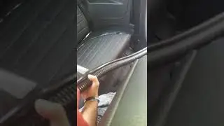 Pulizia della TAPPEZZERIA Auto. Con macchina a vapore.