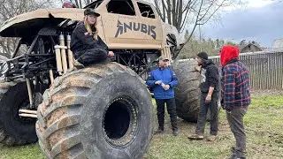 I got to drive a monster truck,,,again!