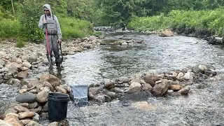 Looking for gold on the Wild Ammonoosuc, New Hampshire