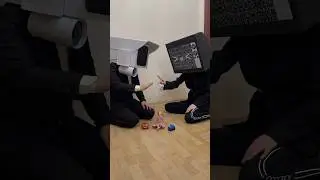 CAMERMAN AND TV WOMAN PLAY ROCK PAPER SCISSORS🤣
