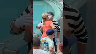 Confidence: level 100 😬🤣 Tom mime Seaworld #seaworldmime #funny #tomthemime #shorts #funniestvideo