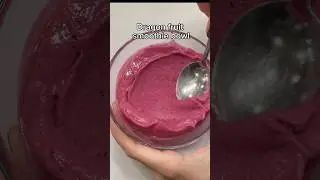 Dragon fruit smoothie bowl #smoothie #food #recipe