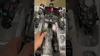 Threezero Premium Nemesis Prime