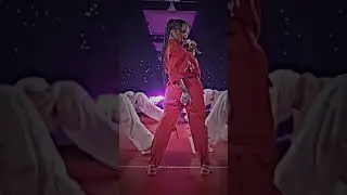 Rihanna perfms rude boy at #metgala #famous