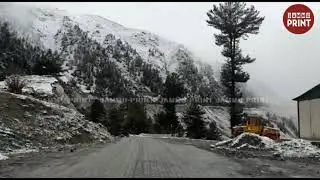 Snowfall Visuals of Sadhna top
