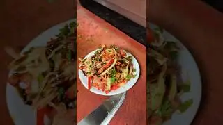 Mevsim salatası yapımı