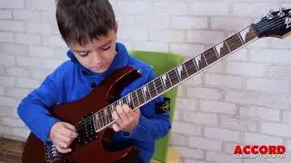 Макар (2й курс) - A Door Into Summer (Joe Satriani Cover)