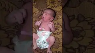 In this video, the newborn baby&rsquo;s first movements and what the baby does have been observed.