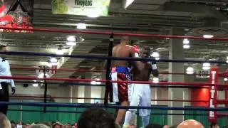 Yunier Dorticos vs Livin Castillo Round 1, Miami Airport Convention Center. Miami Warfare
