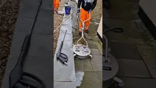 Jet wash on a multimillion dollar Mansion - satisfyng #jetwashing #eastmidlands