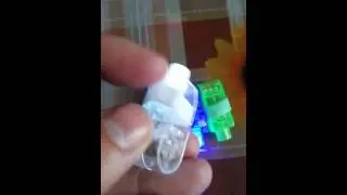 Gearbest.com 4 x Colorful Finger Light Toy Battery Power LED Ring Great Props for Halloween