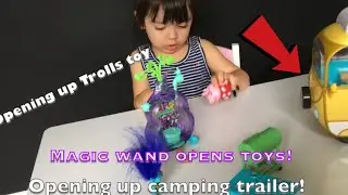 Kins opens up Peppa Pig and Trolls toy with magic wand! Subscribe 💖
