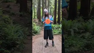 This AGL Discs Sequoia Flies soo straight! #discgolf #agl #innova