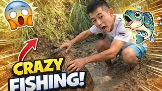 Crazy Fishing Trap in Muddy Water 😱 | Found So Many Fish Using a Trap 😳 